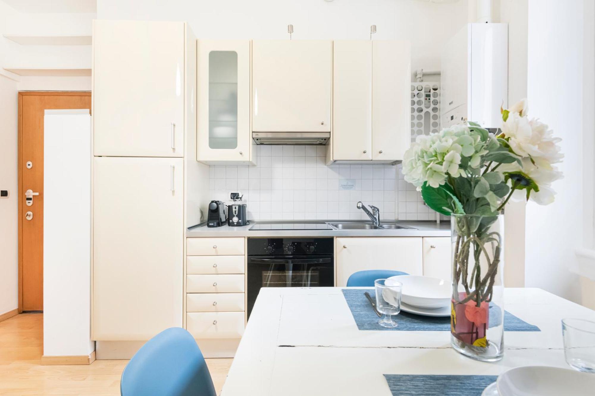 Apartamento Easylife - Rilassati Nel Calore Di Un Confortevole Trilocale Nel Cuore Di Porta Venezia